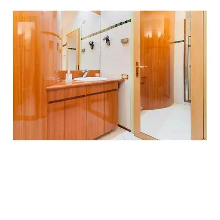 ゲストハウス Al Poggio 3*